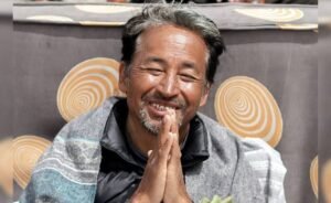 লাদাখ নিয়ে আরব বসন্ত, নেপাল আন্দোলনের ভয় পাচ্ছে কেন্দ্র,ওয়াংচুককে গ্রেফতার করে সেই যোধপুরে পাঠাল প্রশাসন