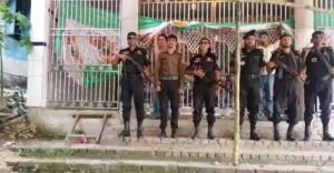 মণ্ডপে ভাঙচুর, অগ্নিসংযোগ, চুরি, দুর্গাপুজোকে ঘিরে একের পর এক অপ্রীতিকর ঘটনা বাংলাদেশে