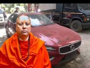 দিল্লির ভুয়ো ‘গডম্যান’ চৈতন্যানন্দ সরস্বতী, বাইরের চাকচিক্য, ভেতরে ভয়াবহ কেলেঙ্কারি