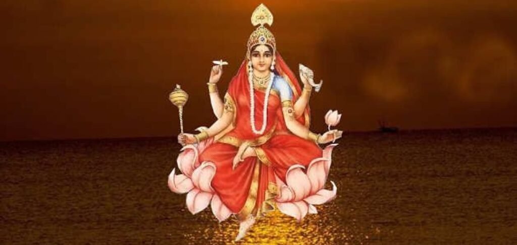 সিদ্ধিদাত্রীর রহস্যময় চরণের ছোঁয়ায় বদলে যায় মানুষের জীবন