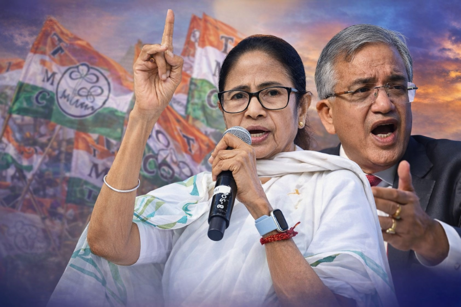 কমিশনারের আগমনে ভয় পেয়েছে তৃণমূল?